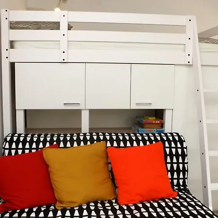Fully Furnished Studio A/c Wifi Map * 포르토로즈